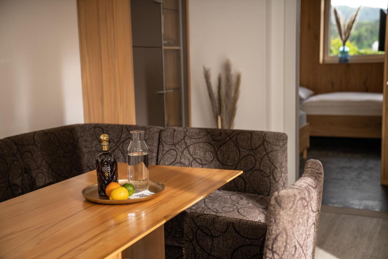 Ferienwohnung Velden Am See - 24 Holiday Mit Seezugang Velden am Wörthersee Εξωτερικό φωτογραφία